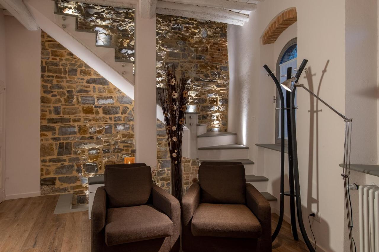 Old Medieval Apartment San Donato in Poggio ภายนอก รูปภาพ