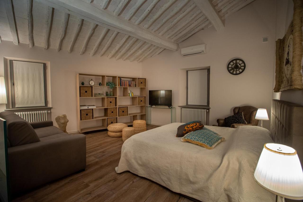 Old Medieval Apartment San Donato in Poggio ภายนอก รูปภาพ