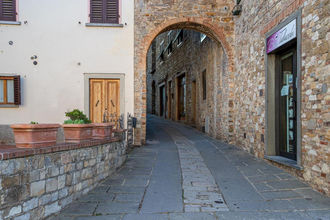 Old Medieval Apartment San Donato in Poggio ภายนอก รูปภาพ