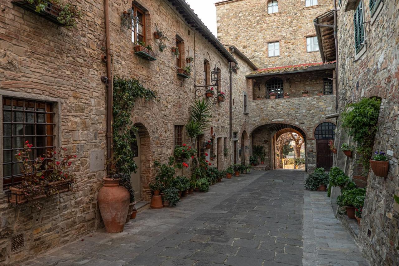 Old Medieval Apartment San Donato in Poggio ภายนอก รูปภาพ